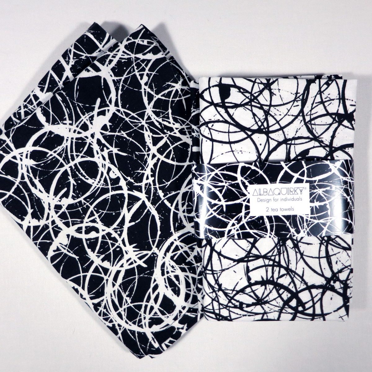 Tea towel set - monochromatic - 'Slàinte mhath!'