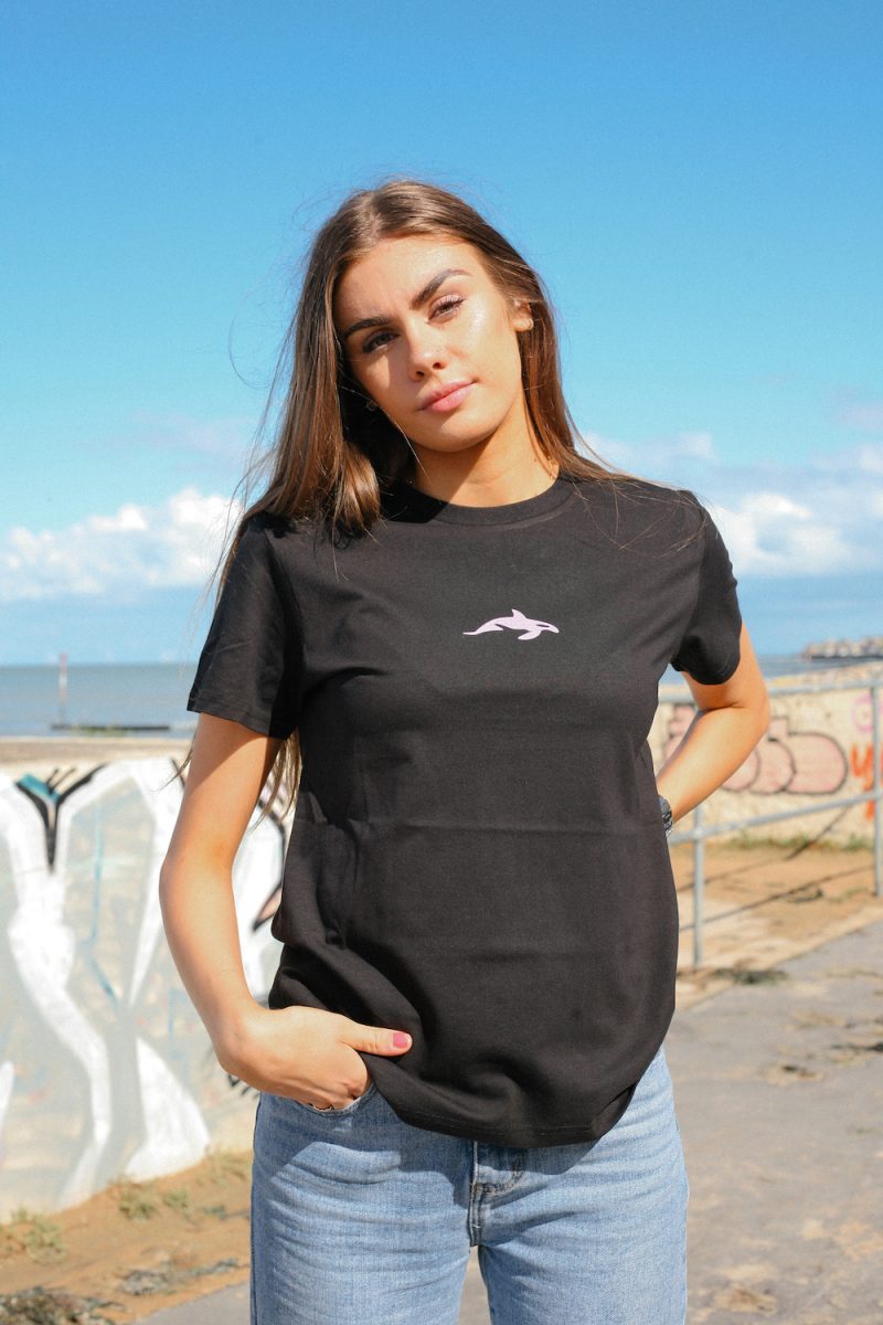 Pink Orca | 100% organic cotton t-shirt | Sustainable & vegan | Unisex