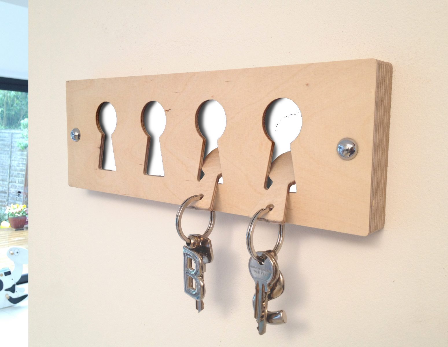 White Birch faced ply keyrack & fobs