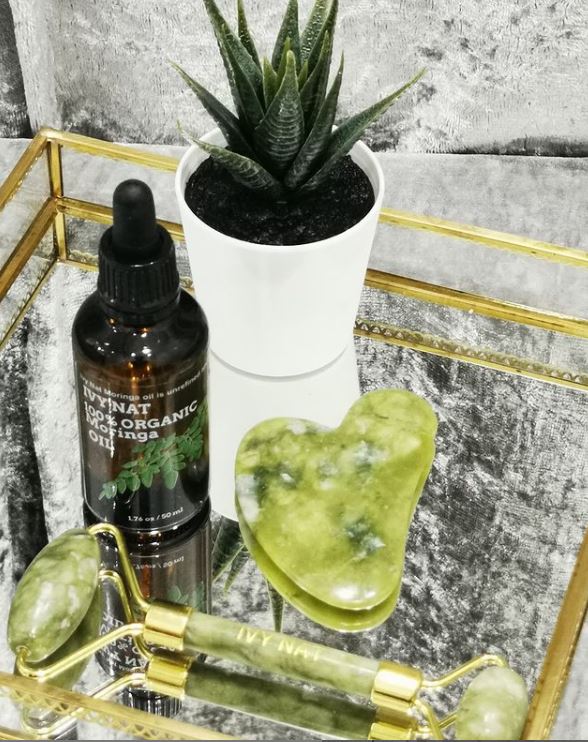 Ivy Nat Jade Gua Sha