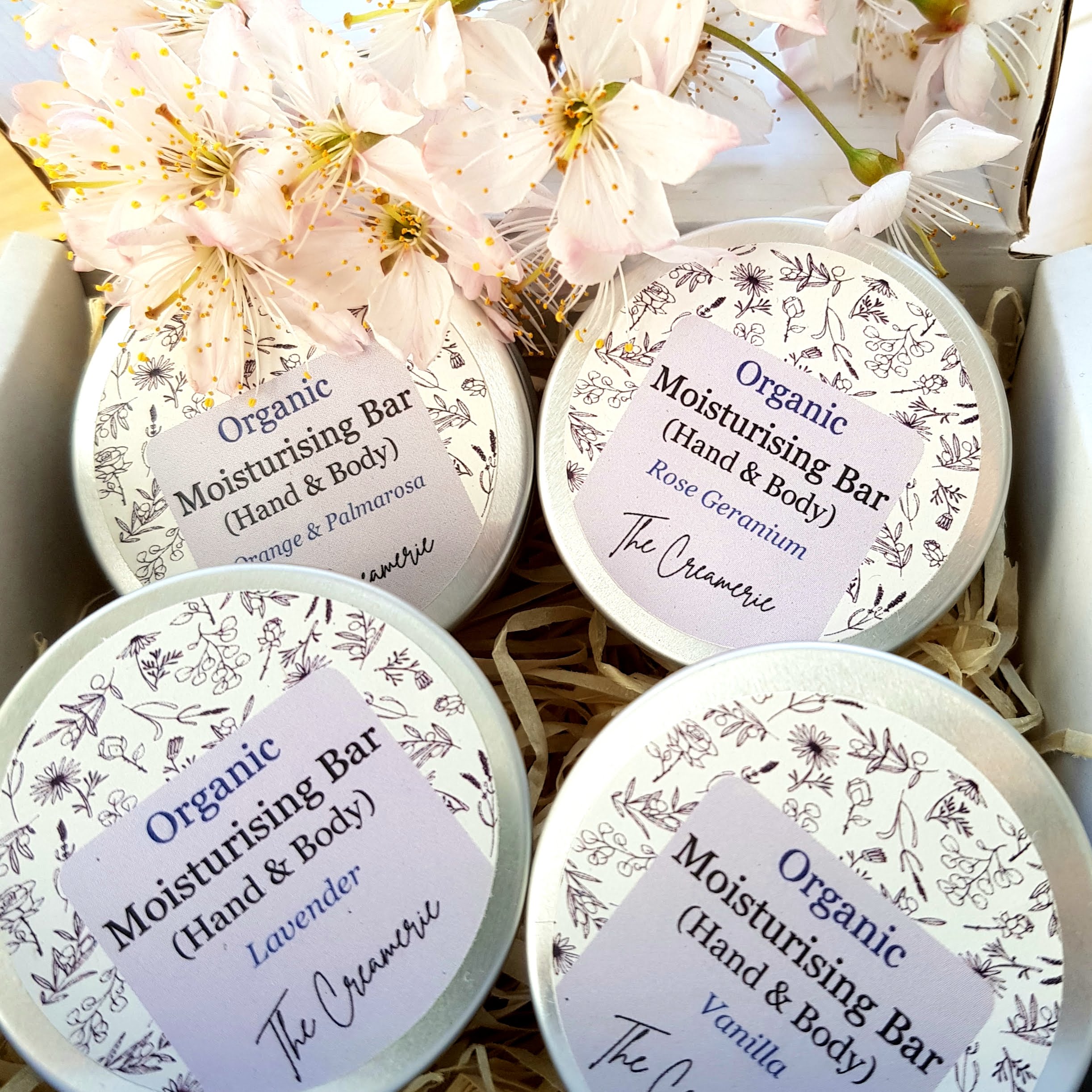 Set of organic and plastic-free moisturising bars