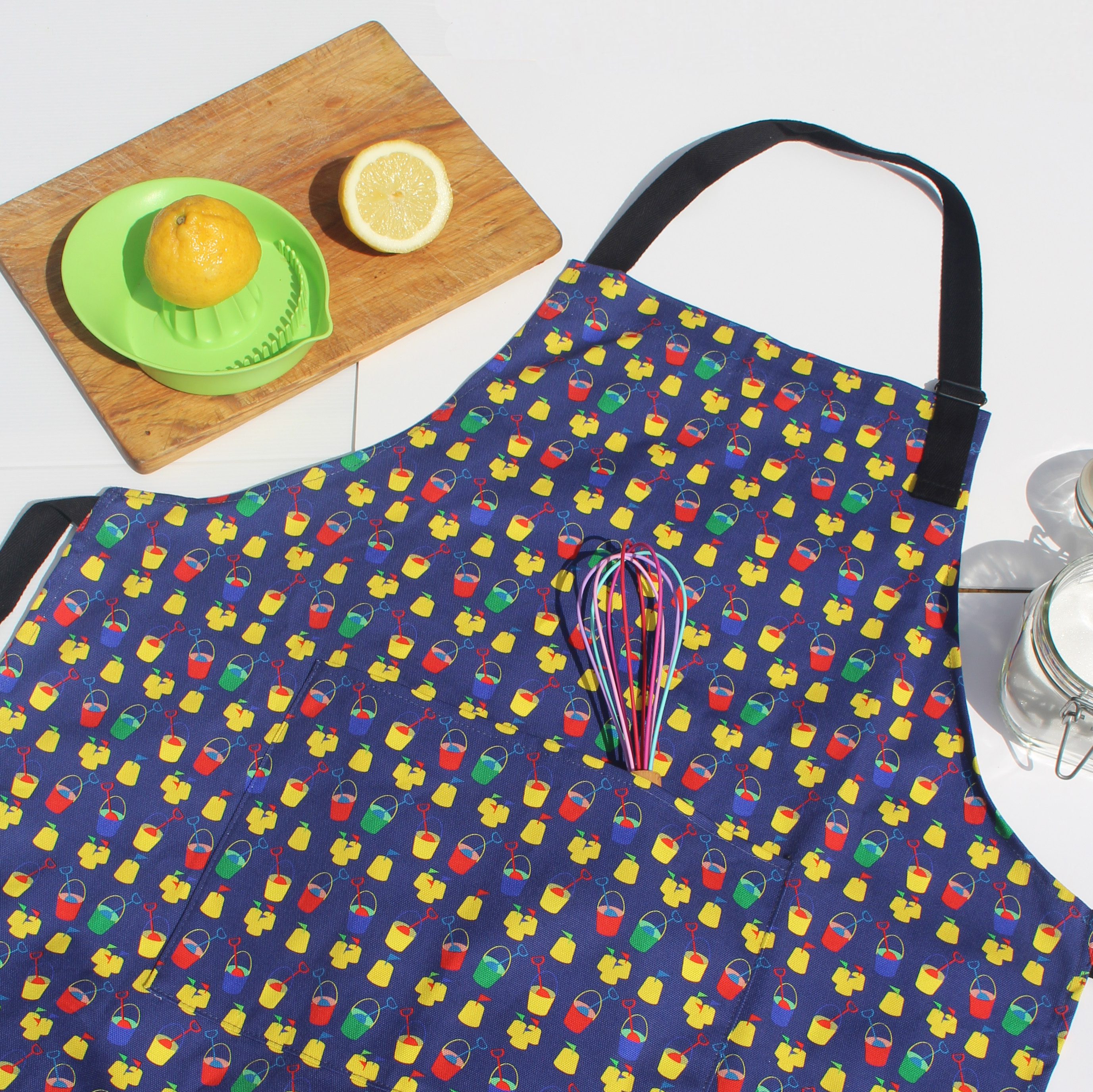 Buckets and Spades Unisex Adult Apron