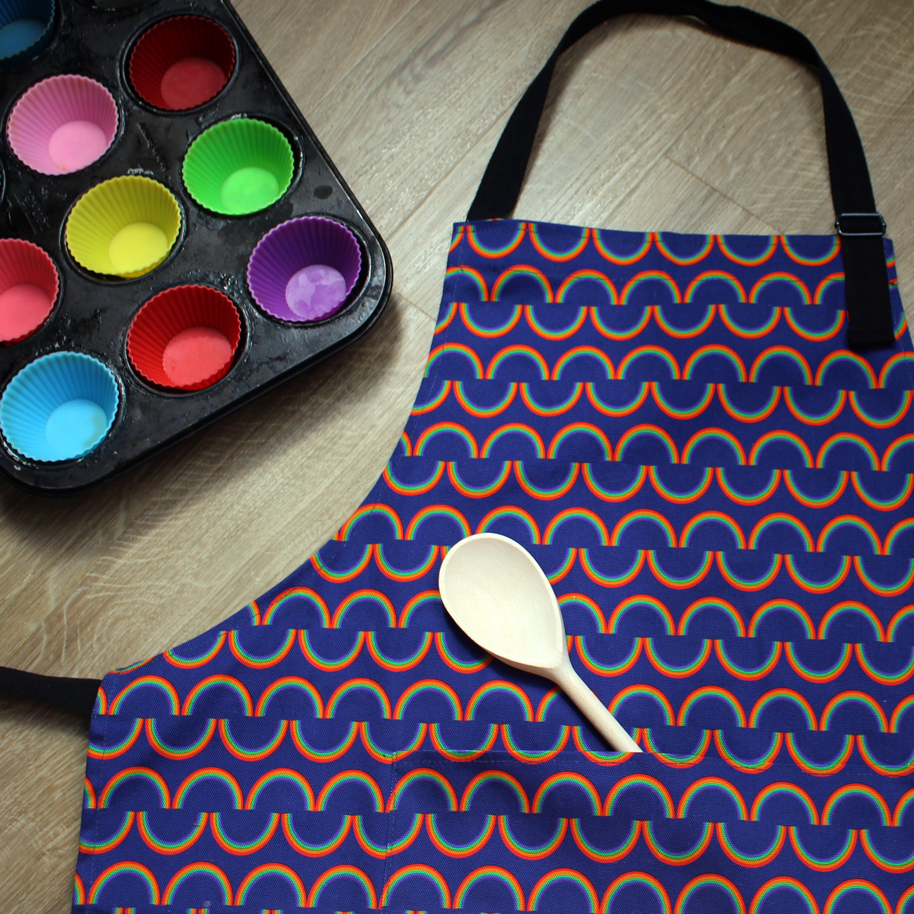 Rainbow Stripe Unisex Older Child Apron (6-12years)