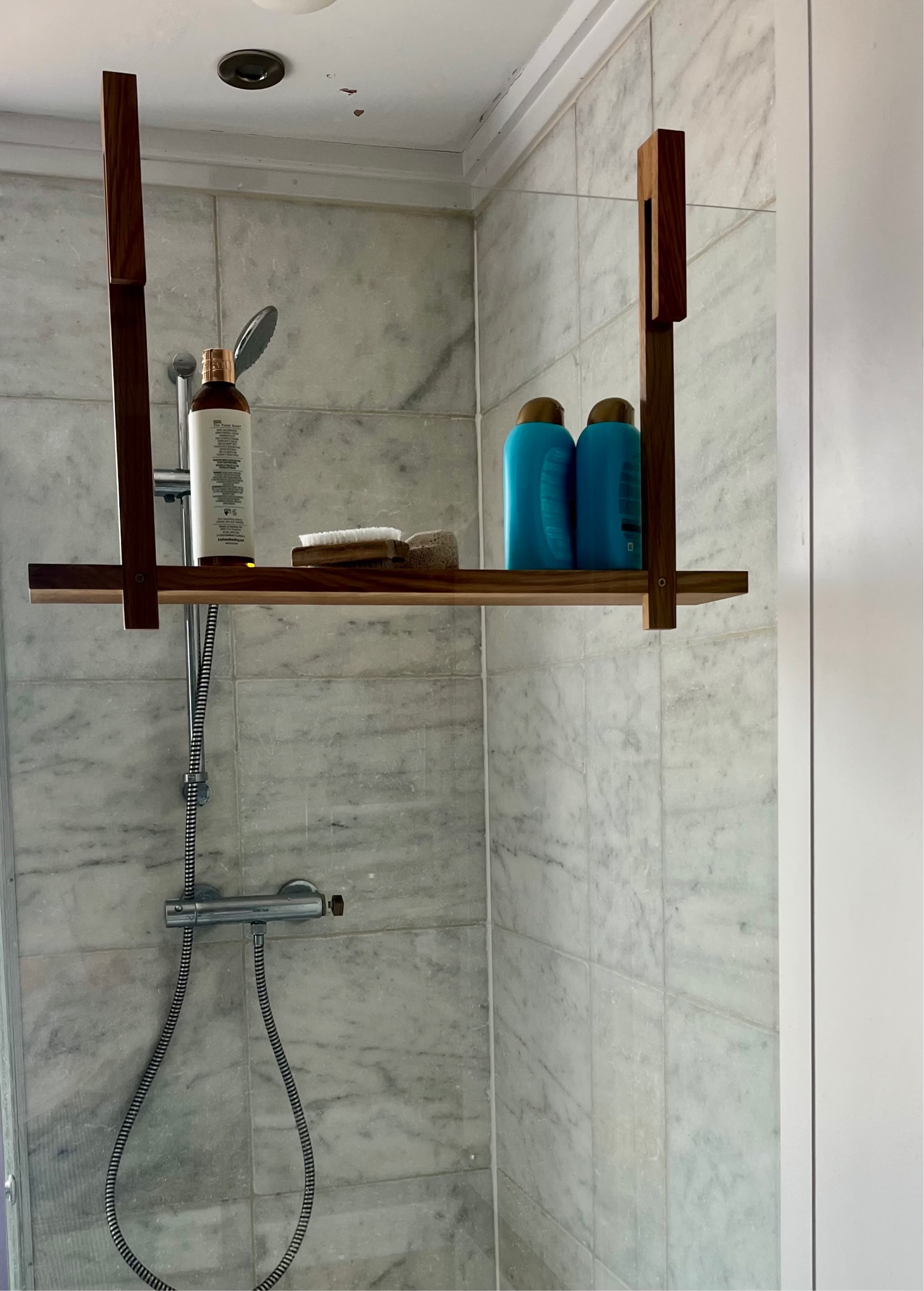 Oak shower caddy
