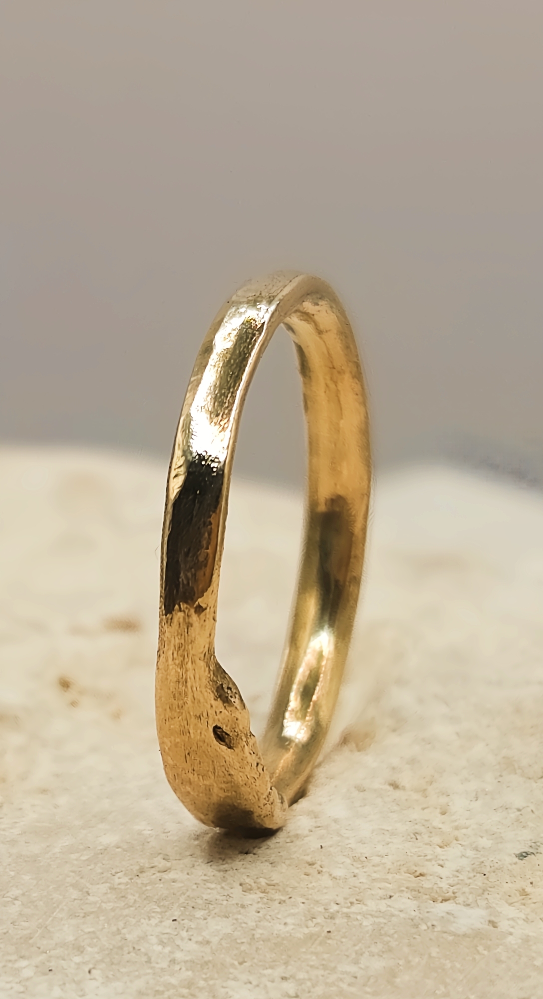 Solid 9ct Gold Molten Ring - Size J