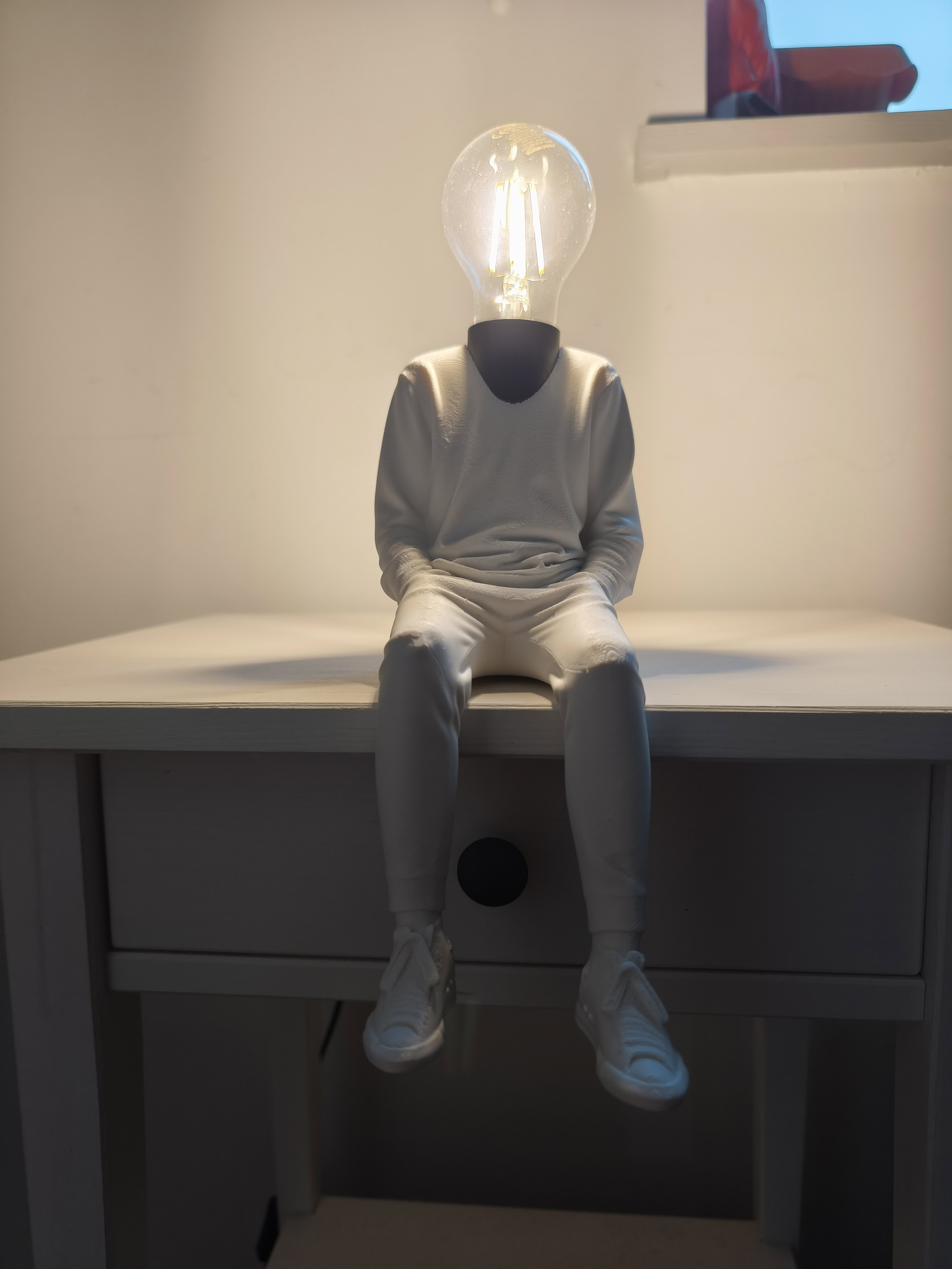 Thinker Lamp - Table Lamp
